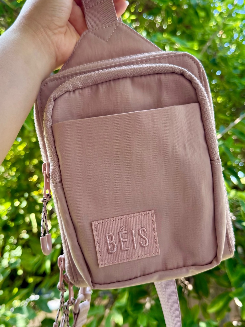 BÉIS | The Sport Sling in Atlas Pink